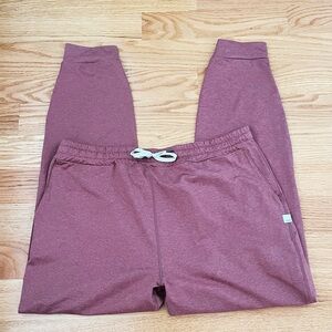 NWOT Vuori DreamKnit Performance Jogger